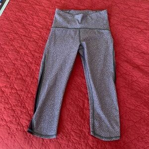 Lululemon capri pants